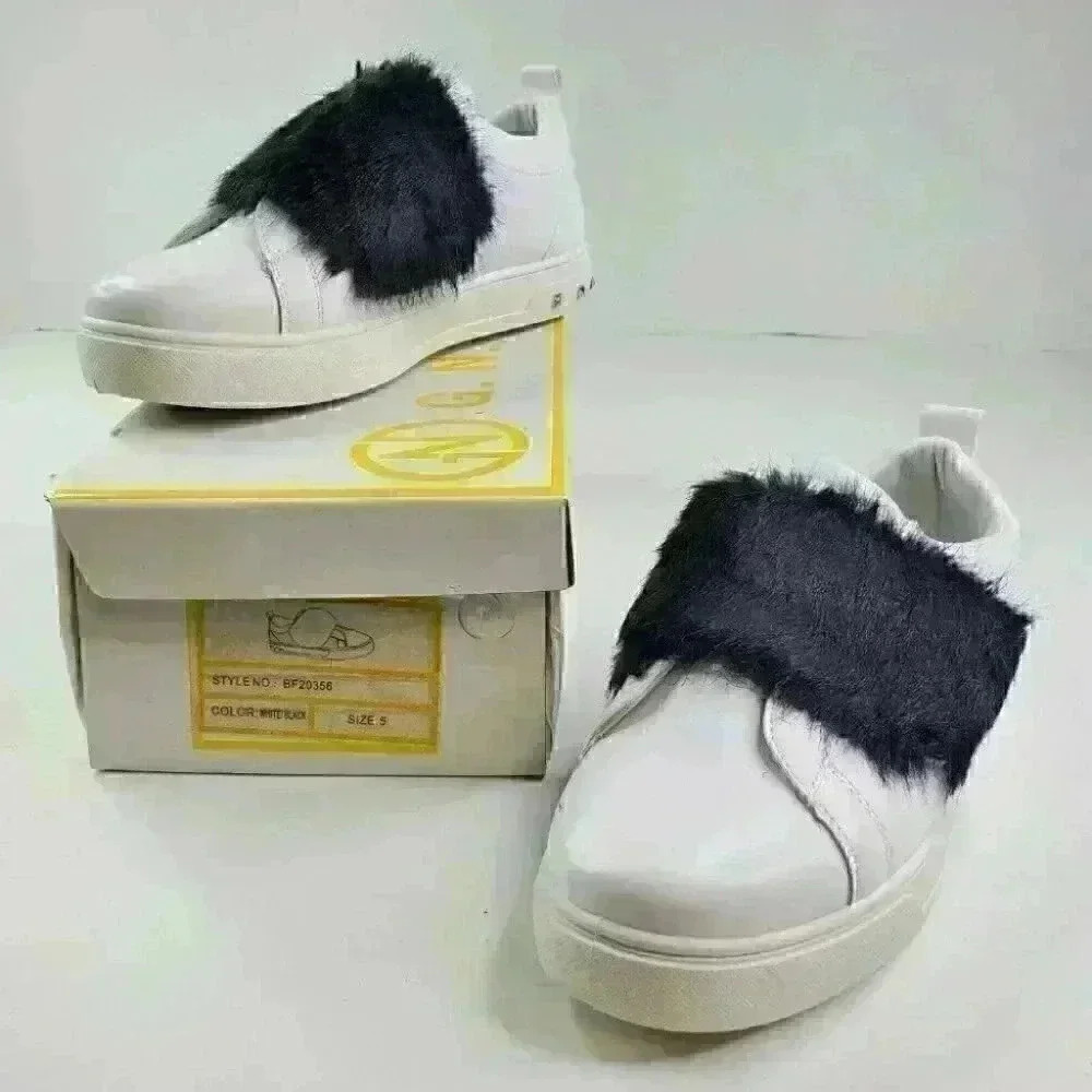 G. N. D Women's Shoes Sz 5/8 White/Black Classic